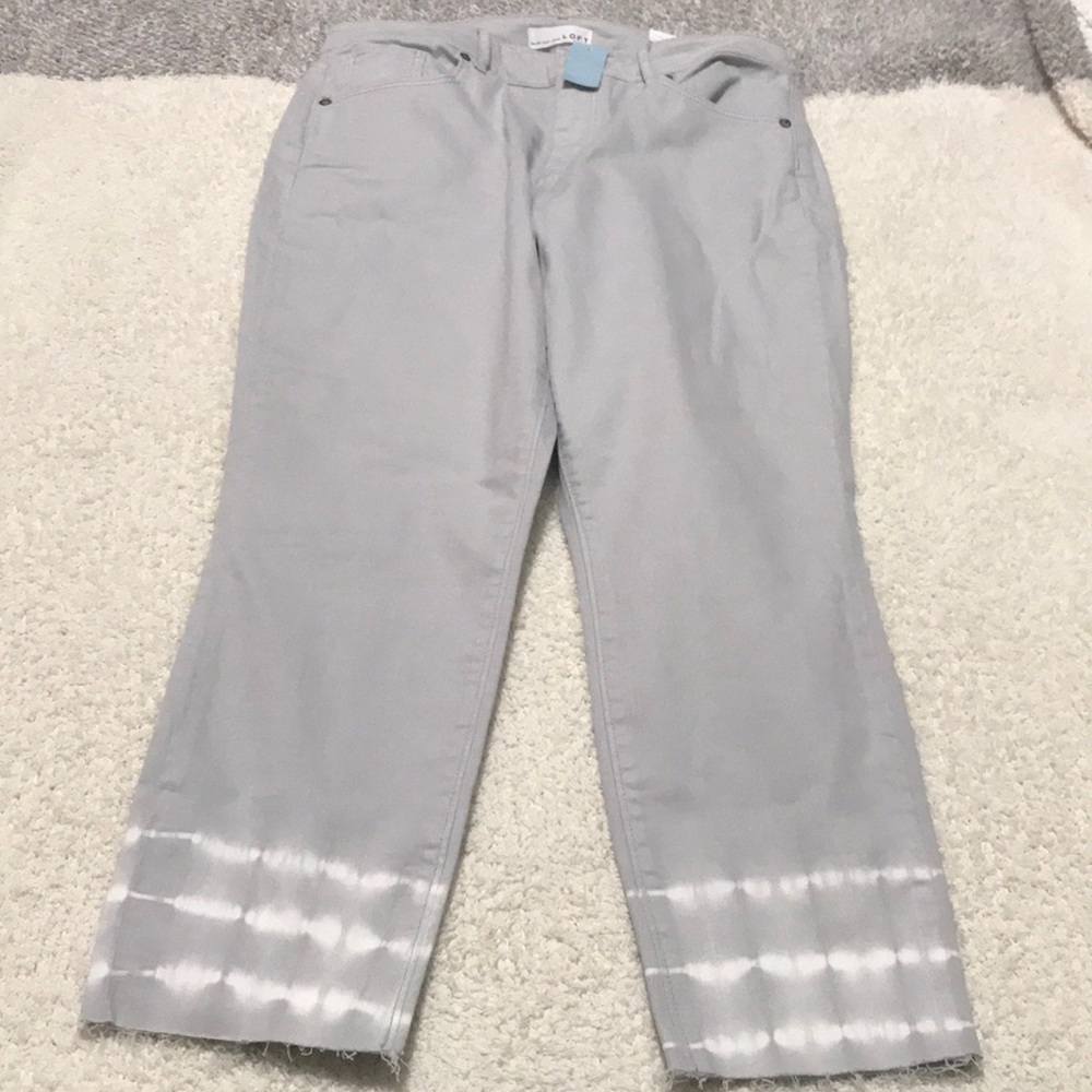 NWT LOFT Gray Curvy high waist skinny crop jeans w/white banding on frayed leg - Picture 8 of 11